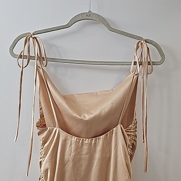 Leau Cabo Mini Bodycon Dress in Champagne Size XS - Picture 6 of 12